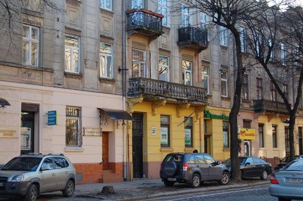 Apartment On Stepana Bandery 37 Постійне Електропостачання Lviv Exterior foto