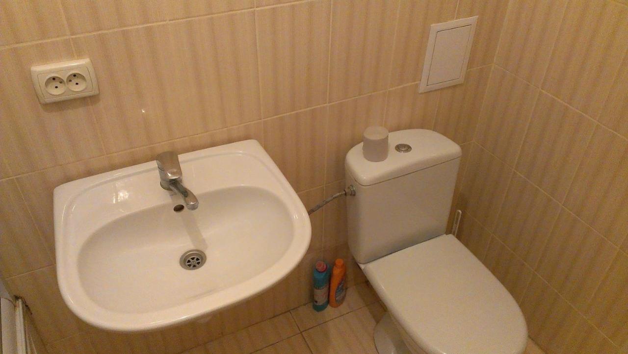 Apartment On Stepana Bandery 37 Постійне Електропостачання Lviv Exterior foto